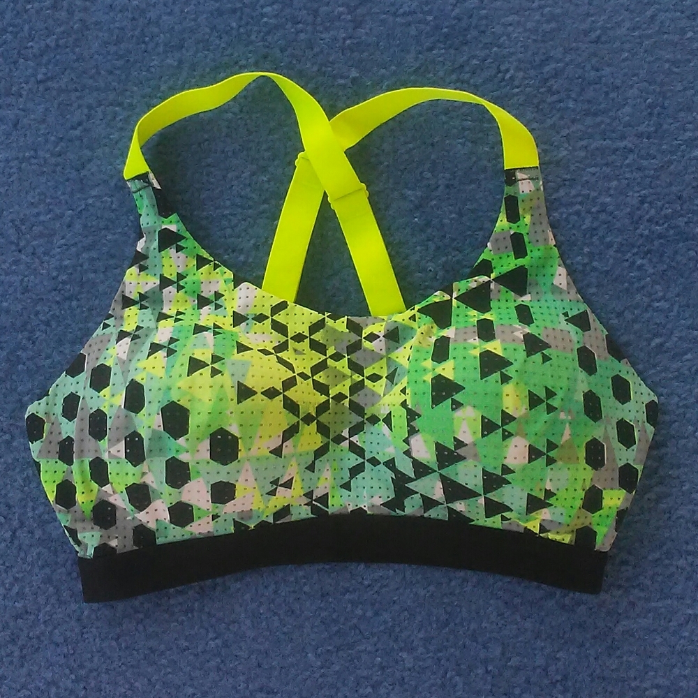 Victoria Secret Sport Bra padded 32D